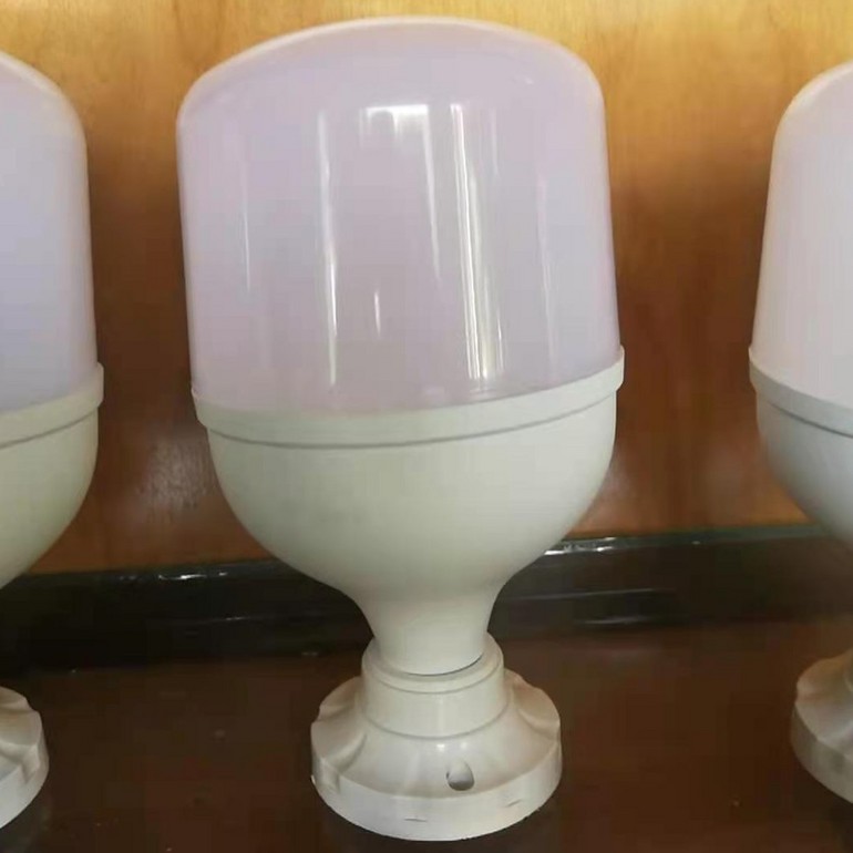 家用室内节能螺口超亮LED球泡灯