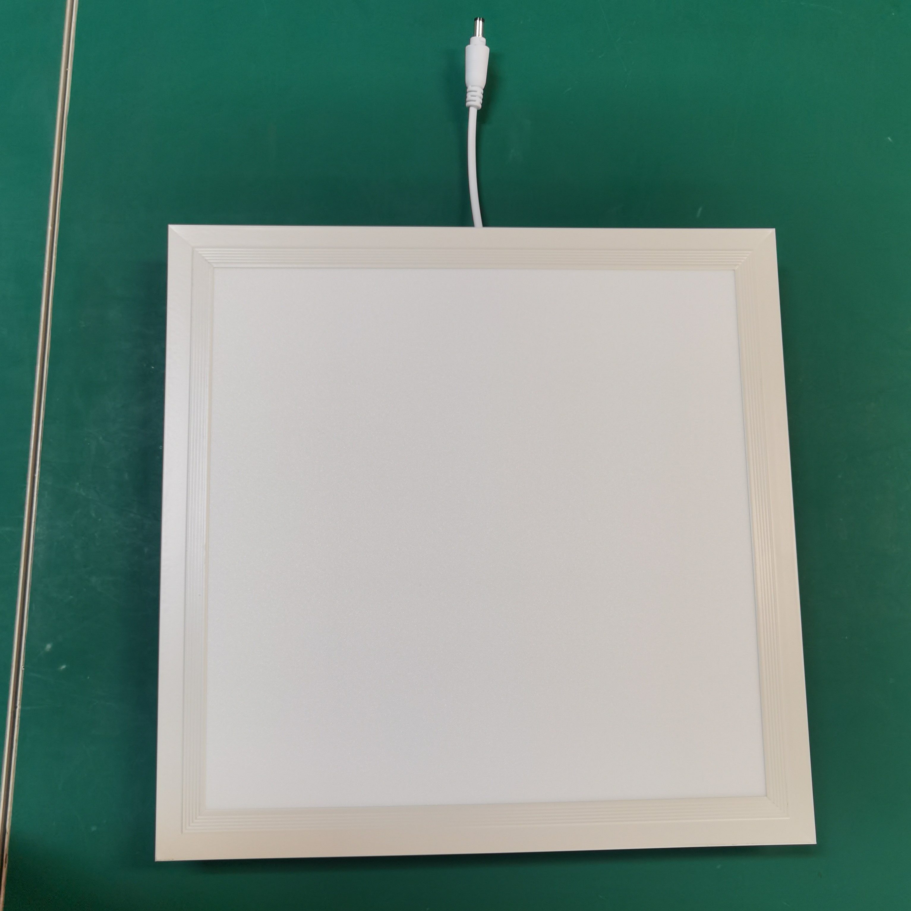 LED厨房卫生间嵌入式集成吊顶超薄平板灯