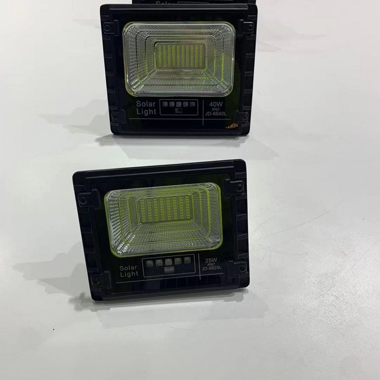  LED户外工厂球场防水高亮太阳能投光灯