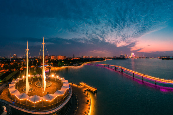 光束燈led燈的市場價(jià)格怎么樣