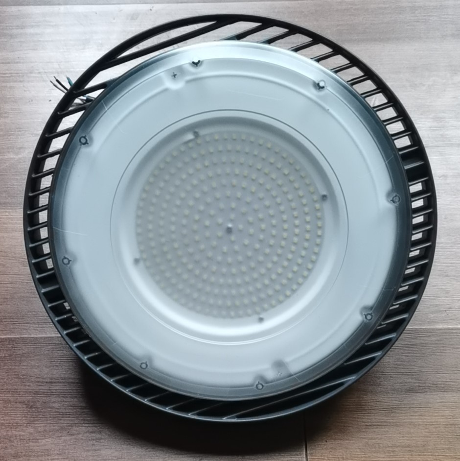 室内工业照明厂房仓库高亮LED工矿灯