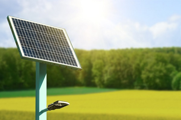 太陽能射燈真的能節(jié)約電嗎