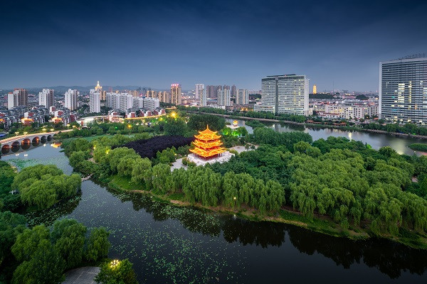 石頭景觀燈只能放在室外嗎