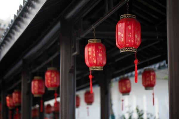 中式庭院燈只能搭配中式風(fēng)格的庭院嗎