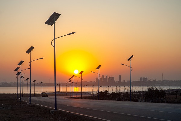 懷化太陽能路燈廠家哪些專業(yè) 什么渠道匯集更多廠家