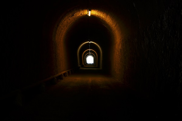 隧道诱导灯是什么 有什么特定用途
